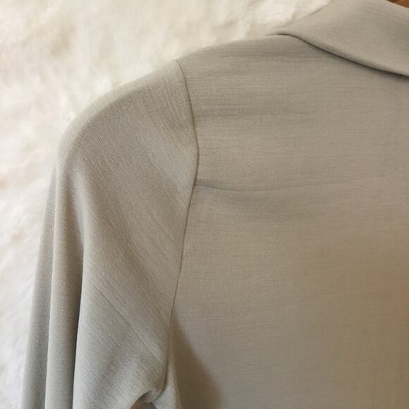 Bebe Beige Long Sleeve V-Neck Top - Picture 9 of 13